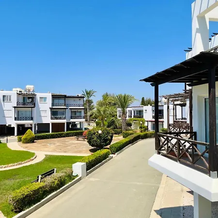 Exklusives - Meerblick Und Langem Strand Apartman Meneú