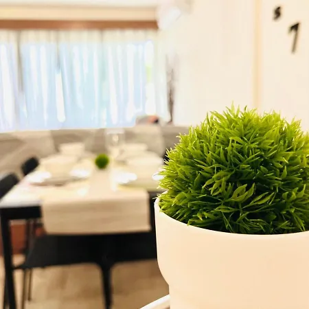 Exklusives - Meerblick Und Langem Strand Apartman Meneú